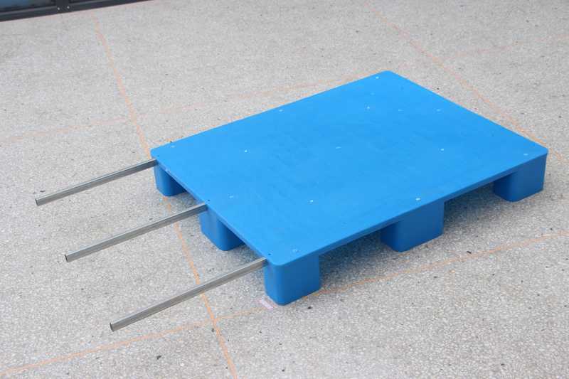 plastic pallet manufacturers