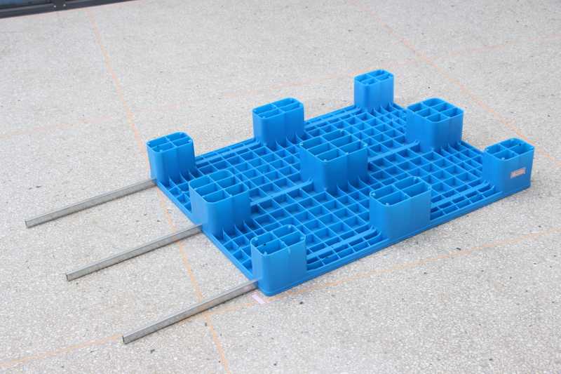 plastic pallet manufacturers